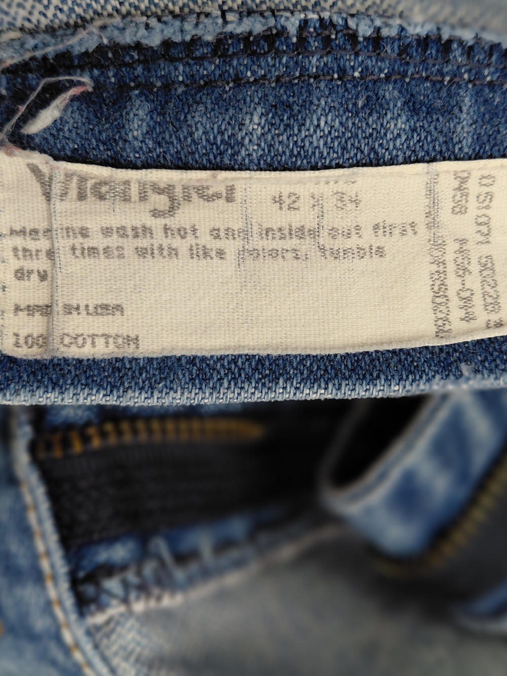 Vintage Wrangler Cowboy Cut Jeans 1970s USA Made Vertical Fly Tag Boot Zipper - Picture 3 of 16